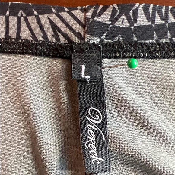 Black and Grey Patterned Boot Cut Palazzo Pants - Picture 4 of 7